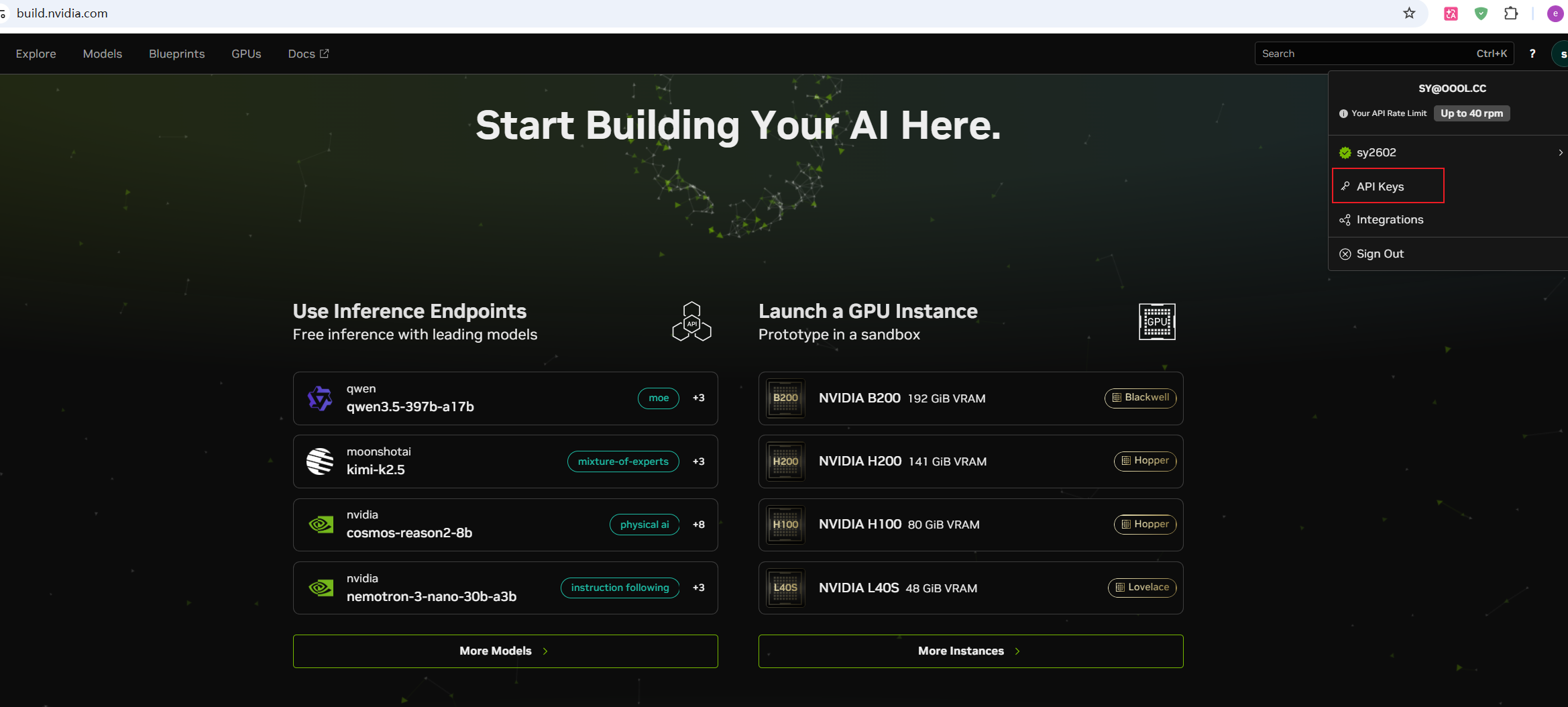 API Key生成成功后的弹窗，红色箭头“仅显示一次”的警告语及复制按钮